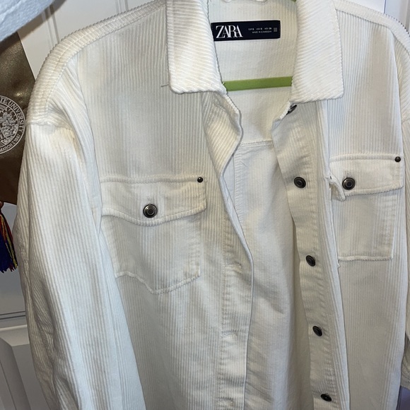 Oversized Shirt Jacket - Picture 3 of 4